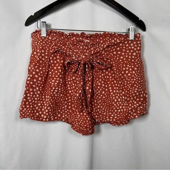 Billabong “Flirt For It” Paperbag Shorts — XL — Henna Rust Dots, Tie-Front - Picture 3 of 15